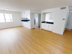 12617 Oxnard || Unique Two Level Apt Available!