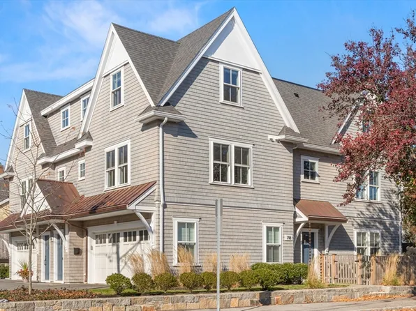 718 Hale St #1, Beverly, MA 01915