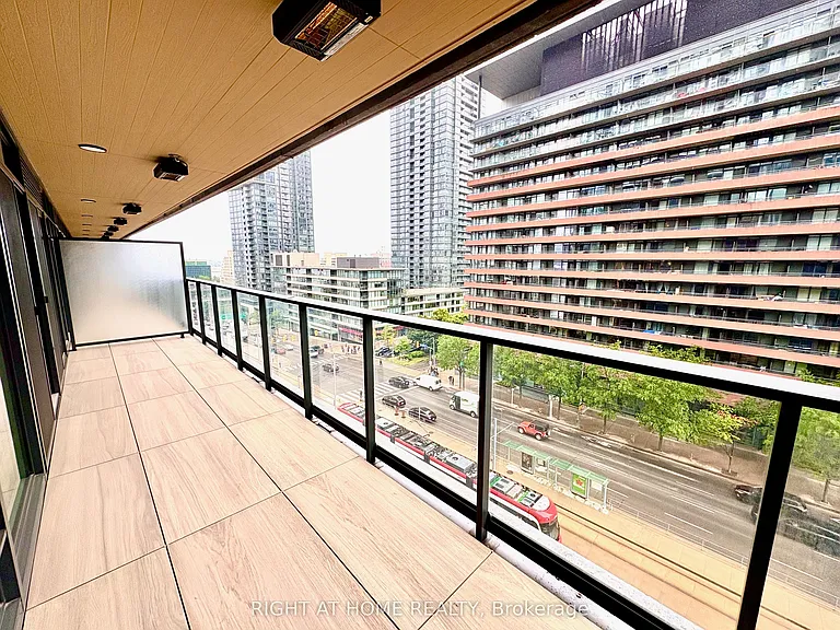 3 Concord Cityplace Way #828 — Photo 17