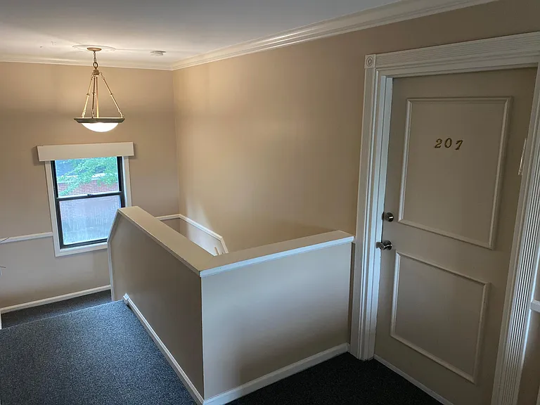 25707 Woodward Ave #207 — Photo 4