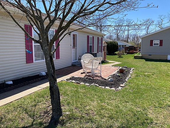 3rd image of 187 Hummingbird Ct S