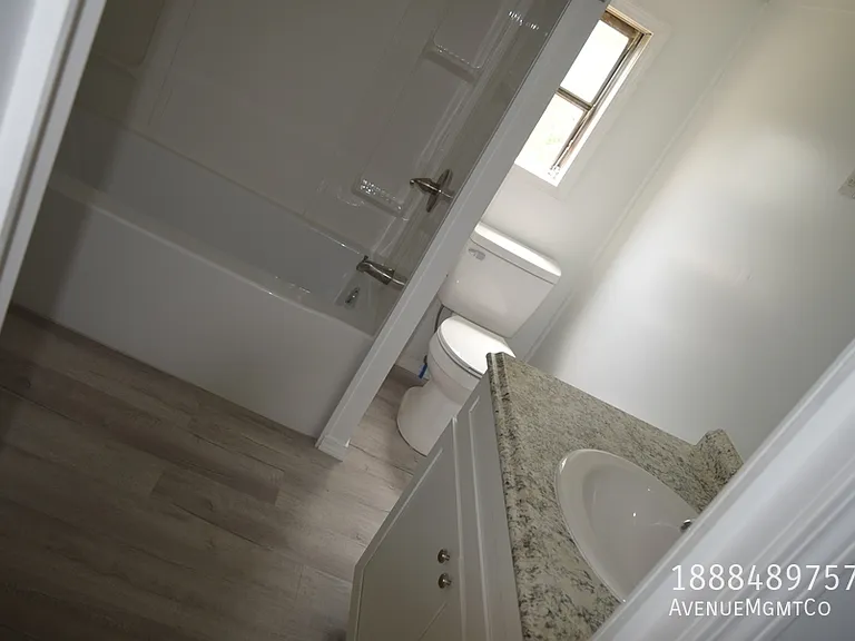 715 23rd St NW #7 — Photo 10
