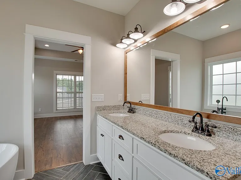 1837 Saddle Trace Ln — Photo 15