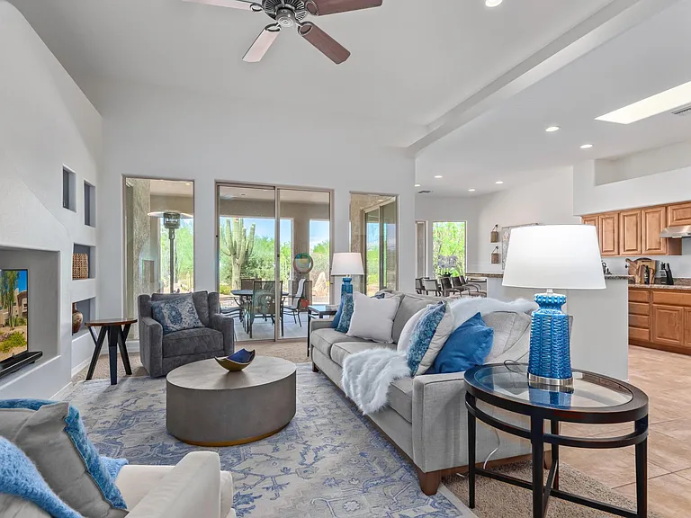 19014 E Eaglenest Dr — Photo 9