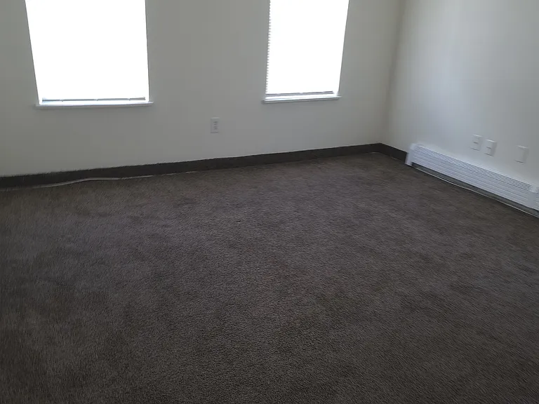 75-77 Chestnut St #75 — Photo 8