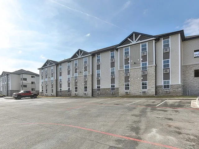 Northgate Apartments — Photo 17
