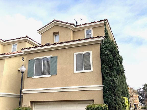 4th image of 1880 Torrance Blvd
