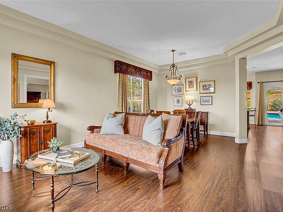 5th image of 234 Chestnut Ridge Ct