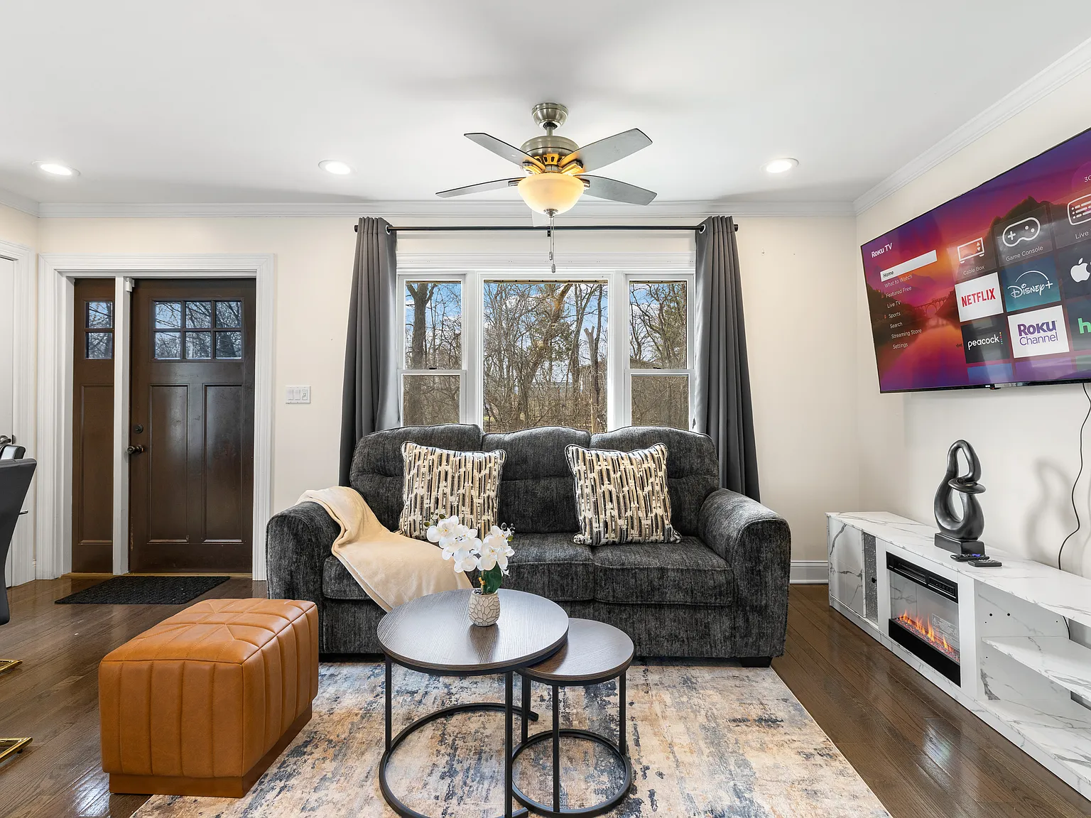 4 bed, 1200 sqft, $8,900 — Photo 3