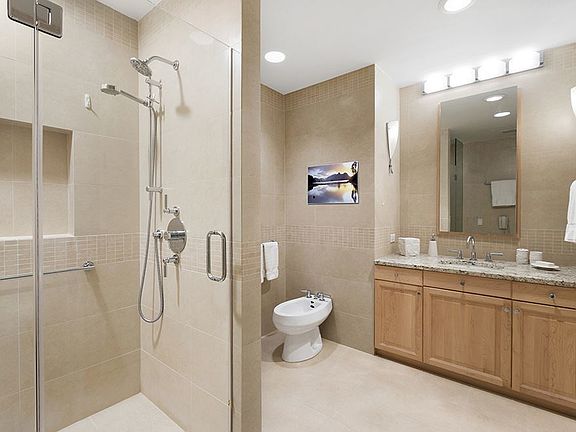 5th image of 641 5th Ave #32F