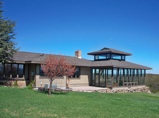 92 Post Rd, Slate Hill, NY 10973