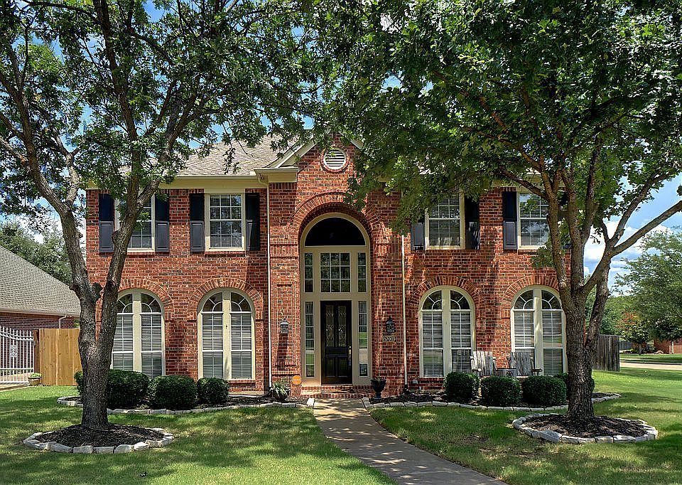 1st image of 1700 Water Lily Dr