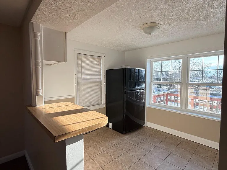 973 S Olden Ave #2 — Photo 4