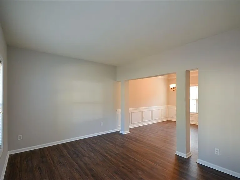3063 Grace Ct — Photo 8