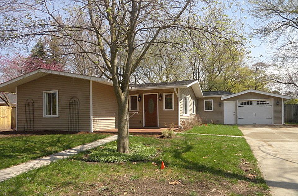1st image of 3316 Kentwood Dr