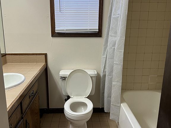 5th image of 2 Fulton Pl