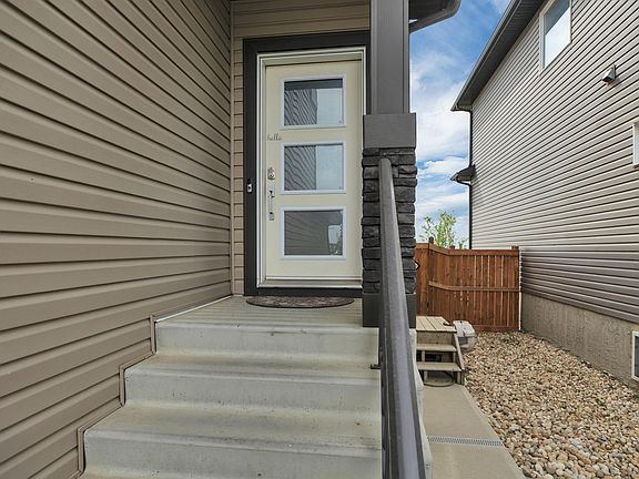 2nd image of 548 Reynalds Wynd