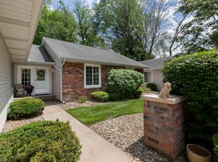 52070 Wembley Dr, South Bend, IN 46637