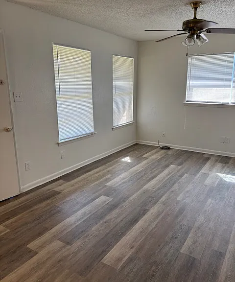 3501 Valley View Rd — Photo 5