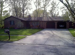 1910 Candlewick Dr, Findlay, OH 45840