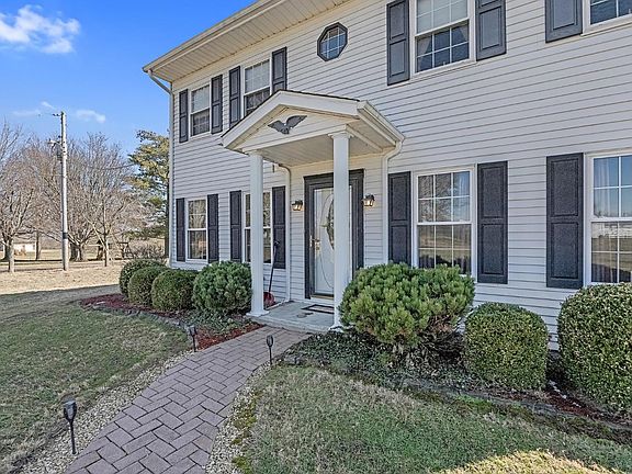 3rd image of 19884 Collier Ridge Rd