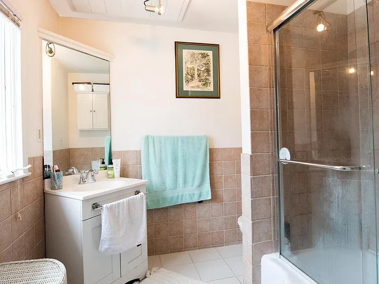 175 Pine St #2L — Photo 11