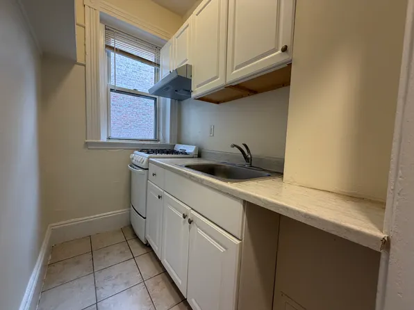 325 Huntington Ave #31, Boston, MA 02115