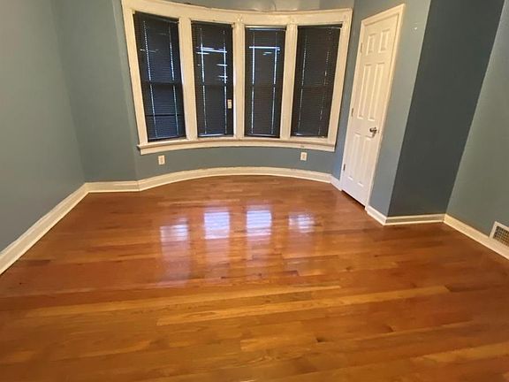 4th image of 56 Shepard Ave #1
