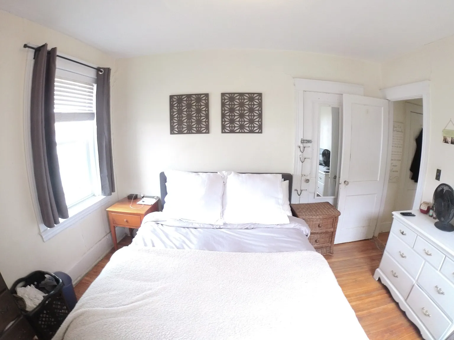 1 bed, 999 sqft, $2,400 — Photo 3