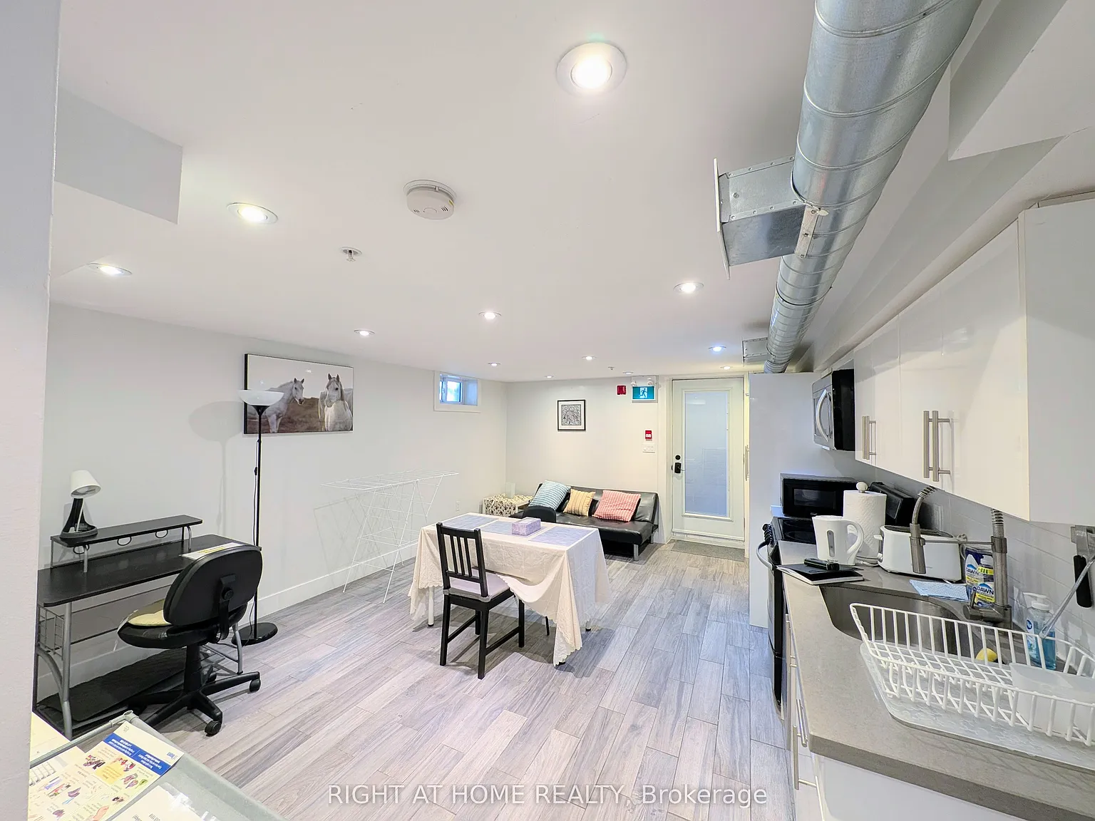 1 bed, $1,850 — Photo 3