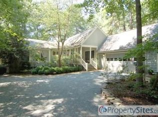 14 Timberlyne Rd, Chapel Hill, NC 27514