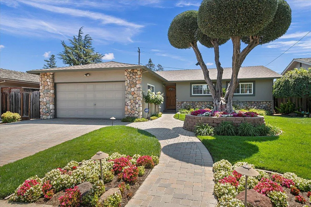 6418 Menlo Dr photo 1