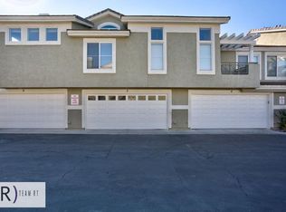 682 Azure Ln UNIT 5, Corona, CA 92879