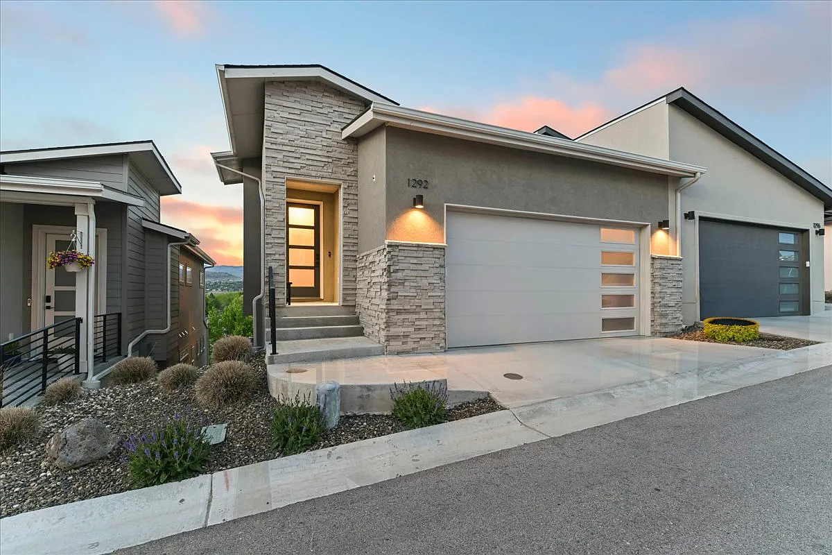 Building Photo - 1292 E Echelon Ridge Ln