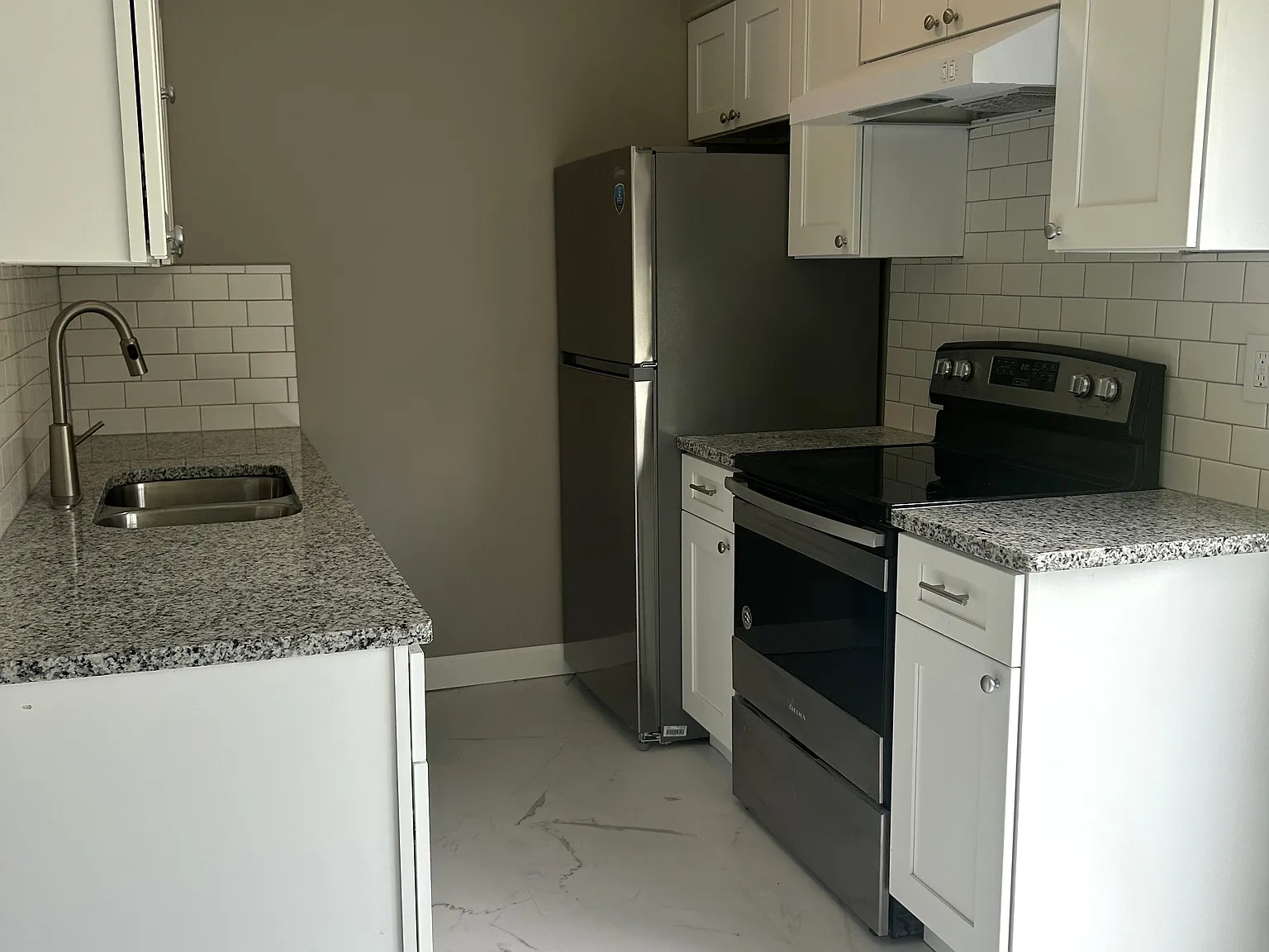 2 bed, 1.5 bath, 1350 sqft, $1,395 — Photo 4