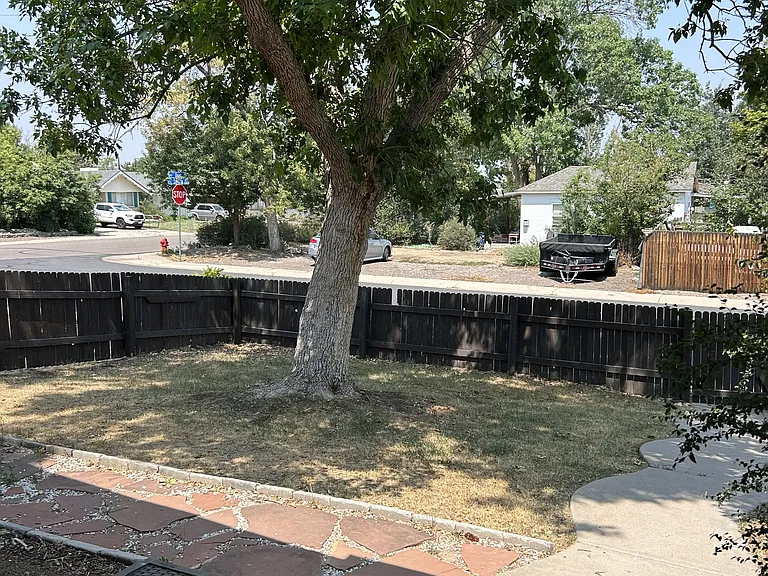 400 S Quail St — Photo 25