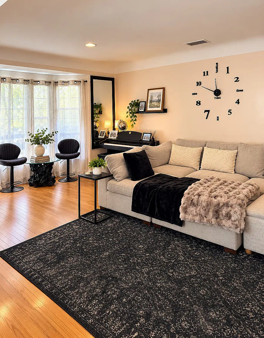 4 bed, 2.5 bath, 5706 sqft, $6,900 — Photo 4