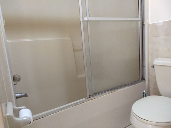 4th image of 223 Laidlaw Ave Floor 2