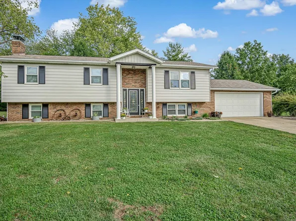 805 Cretan Ct, Sparta, IL 62286