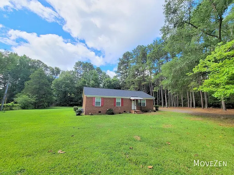 747 Hall Spencer Rd — Photo 11