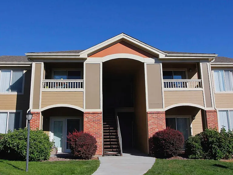 Adelaide Apartments — Photo 43