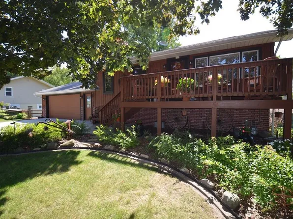 323 East Harriet STREET, Whitewater, WI 53190