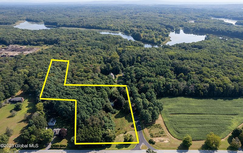 2nd image of 21 Taylor Drive
