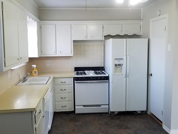 5th image of 2631 13th Ave