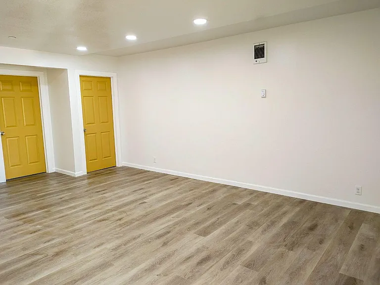 720 N Montesano St #720 — Photo 6