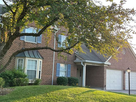 2nd image of 2323 Knollwood Ct