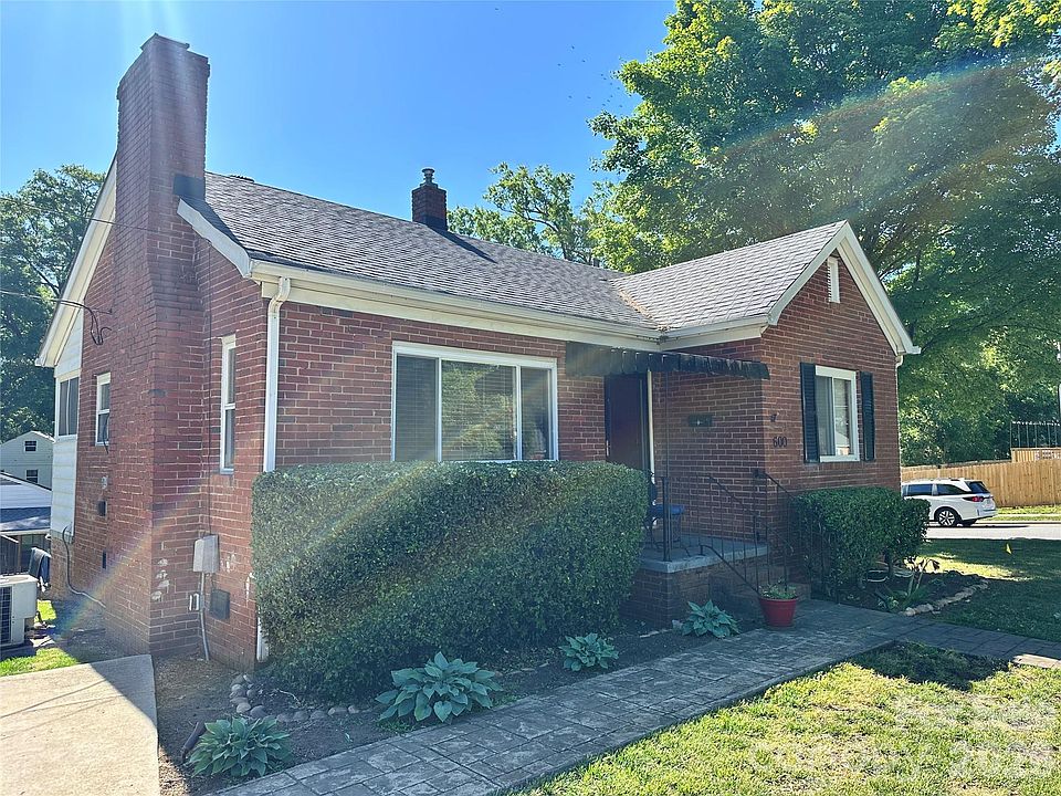 1st image of 600 W Cama St #8