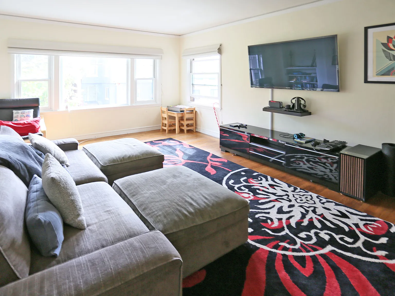 3 bed, $6,195 — Photo 2