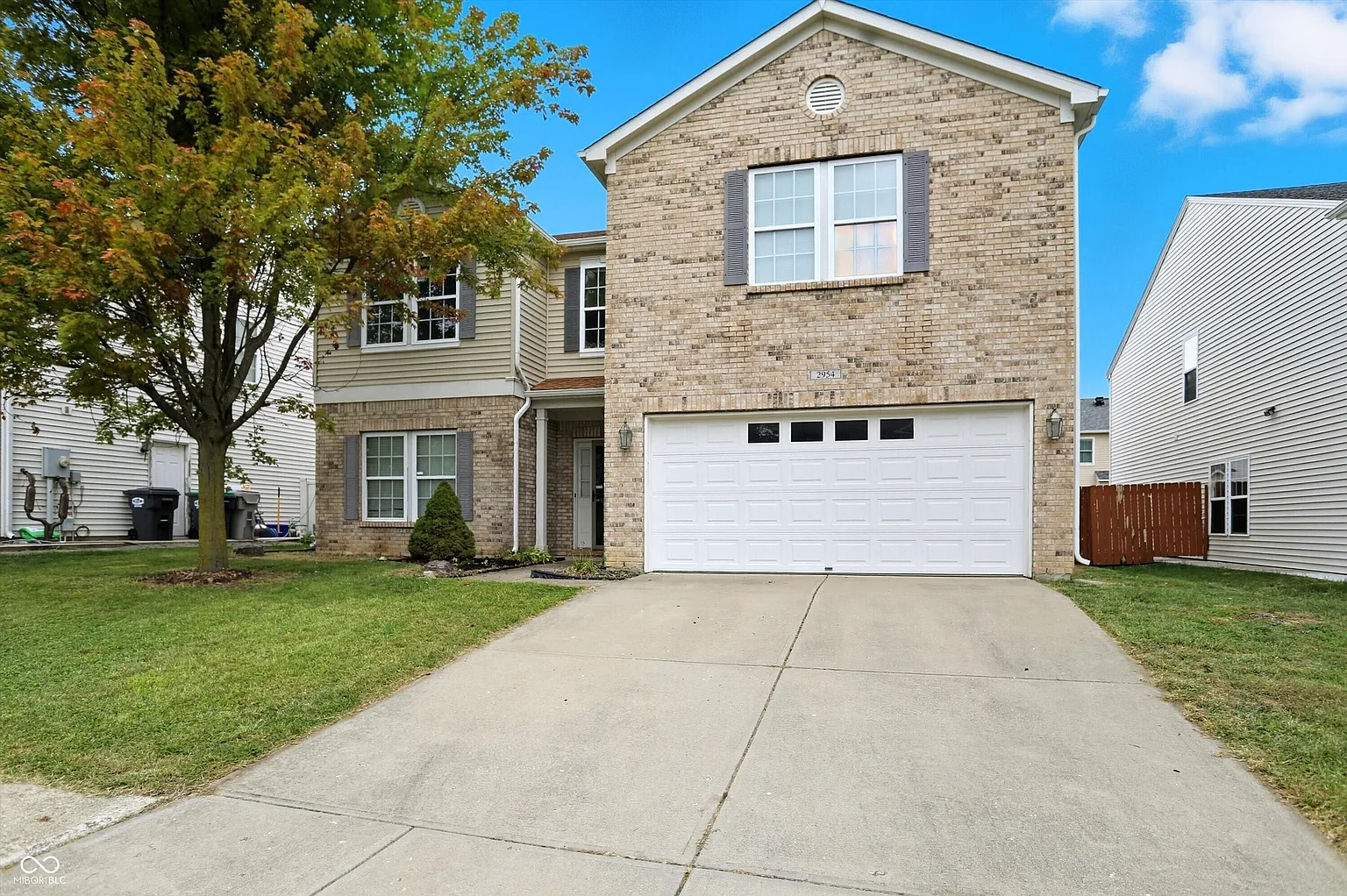2954 Holiday Way photo 1