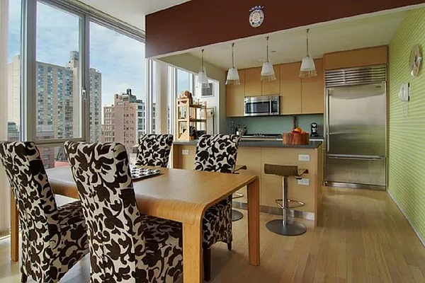 Rented by Corcoran | media 18